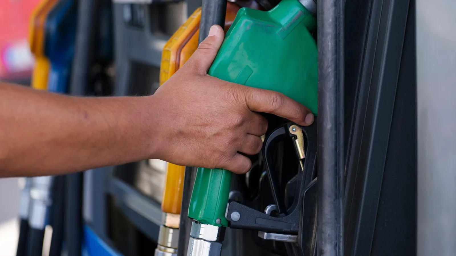 ERBİL: Elde yeşil yakıt tabancası — Komisyon, petrol ihracatı ve IKBY'nin benzin payını görüşmek üzere SOMO ve Petrol…